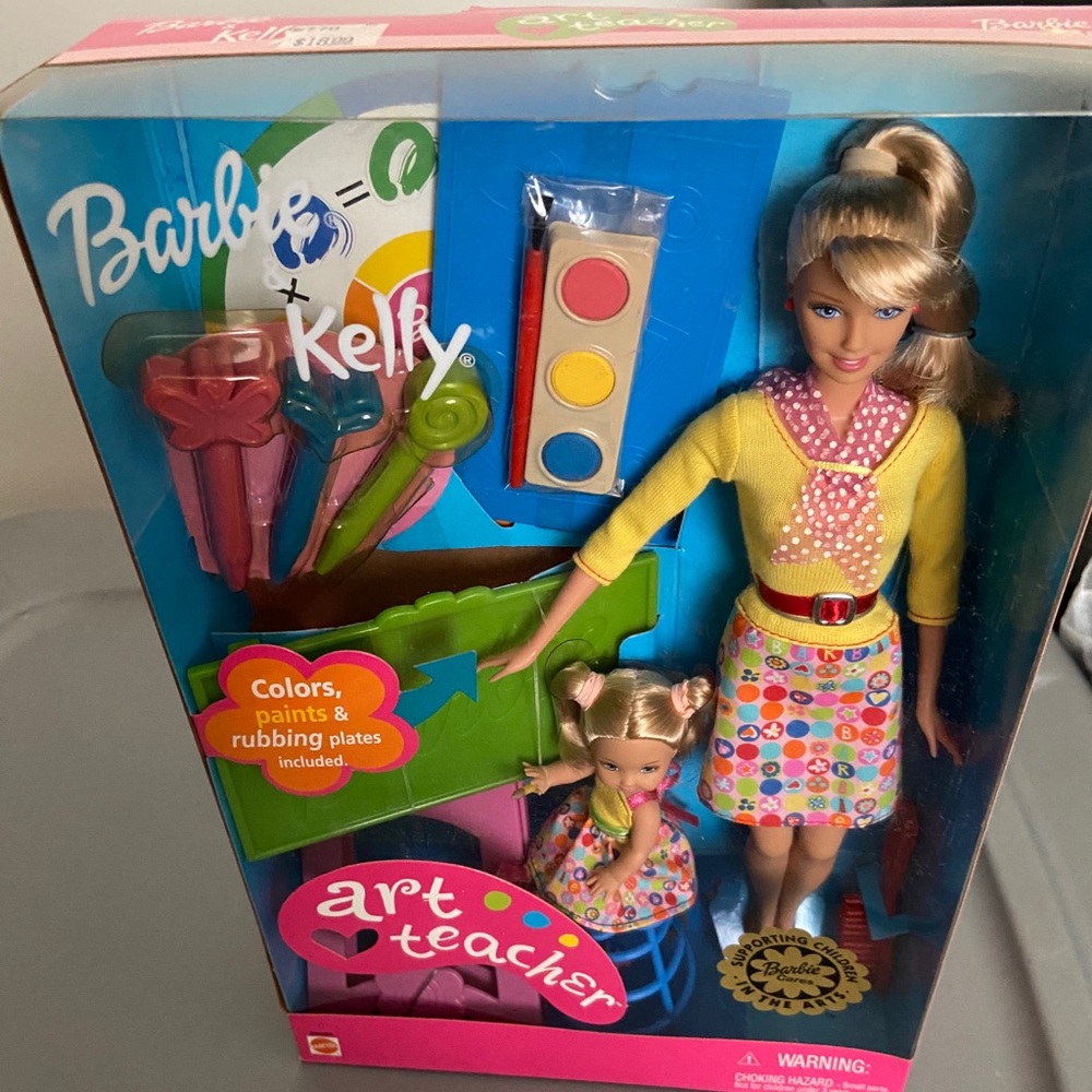 NIB Art Teacher Barbie & student Kelly 2002
